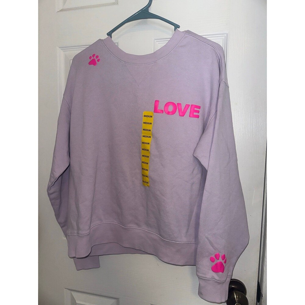 Women’s fall sweatshirt